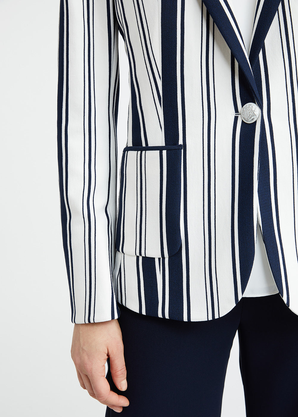 Veste en jersey à rayures verticales