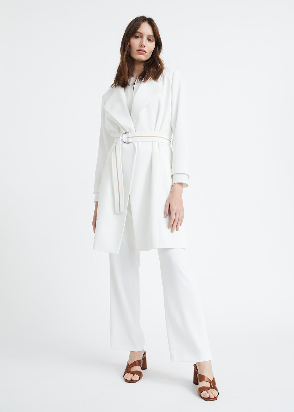 Manteau blanc avec détails bord-côtes