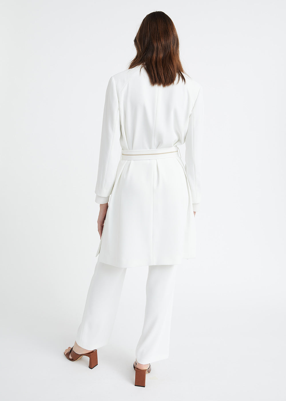 Manteau blanc avec détails bord-côtes