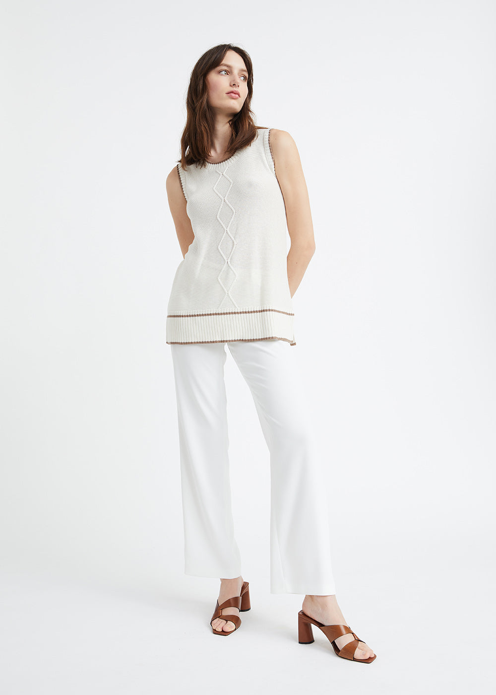 Pull blanc sans manches en soie et coton