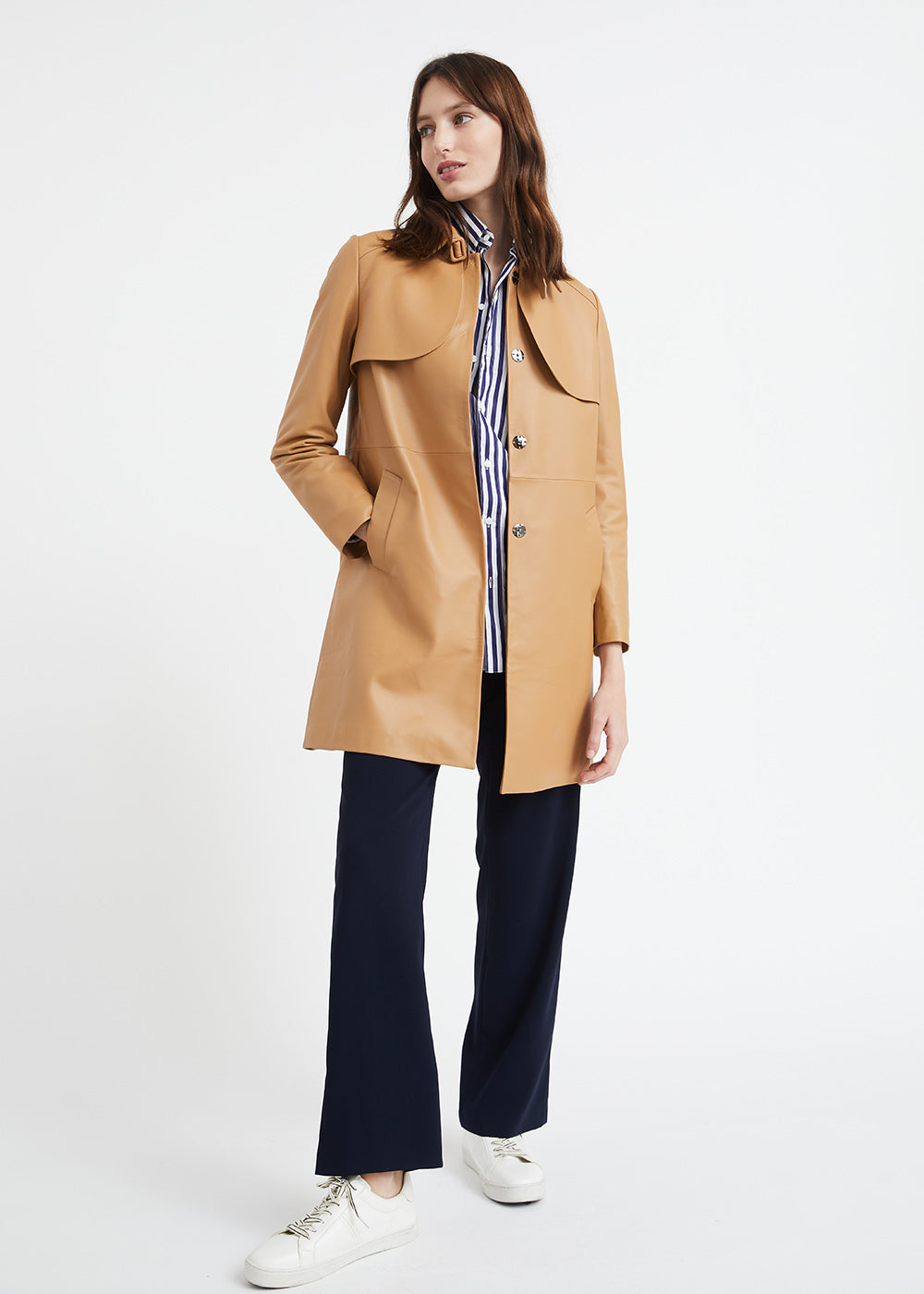 Trench en cuir beige