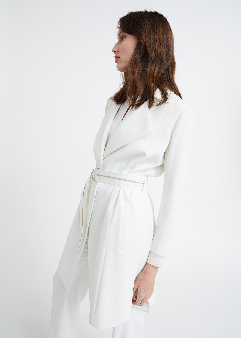 Manteau blanc avec détails bord-côtes