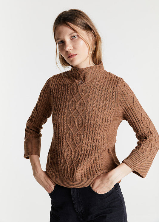 Camel wool cable sweater