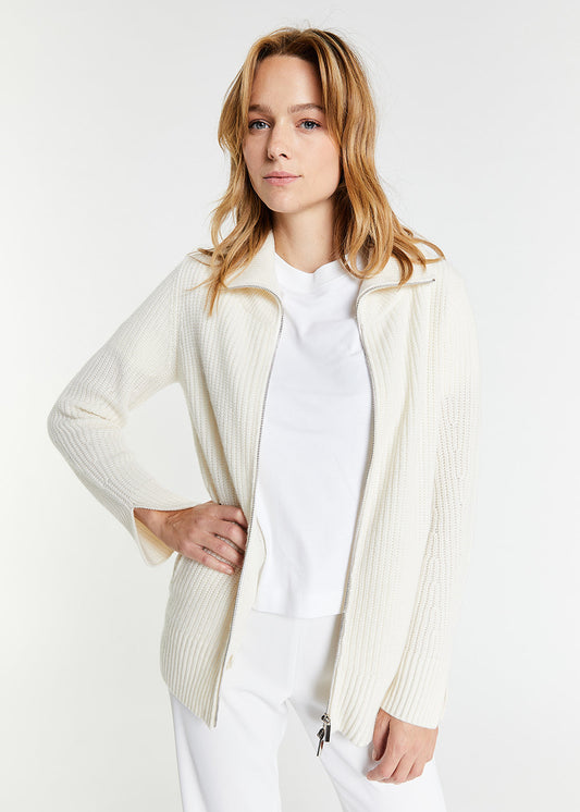 Wool vest with zipper