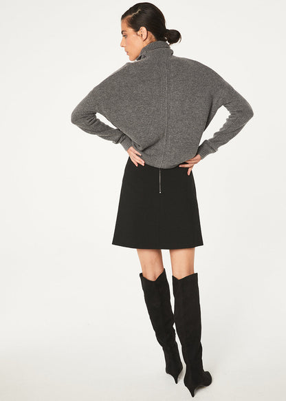 Black skirt with patch pockets