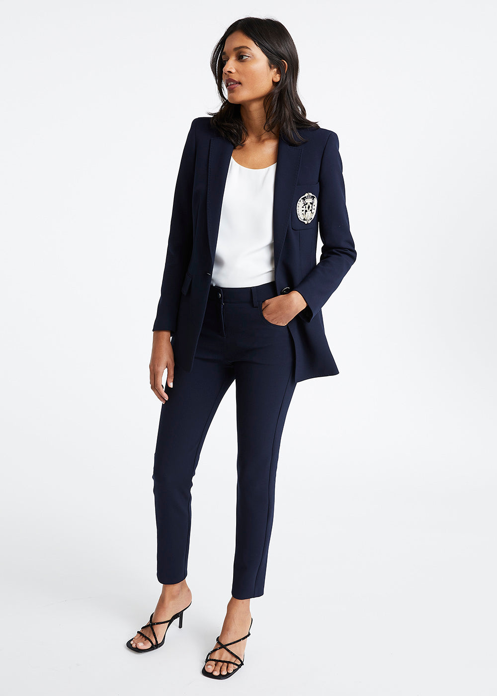 Blazer marine avec écusson